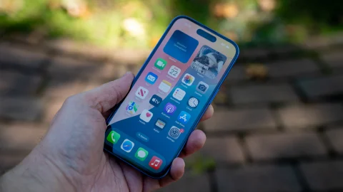 Buying Cheap Mobile Parts is Risky – Here’s Why You Should Think Twice